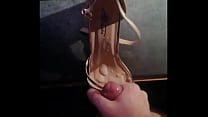 High heels love my hot creamy cum
