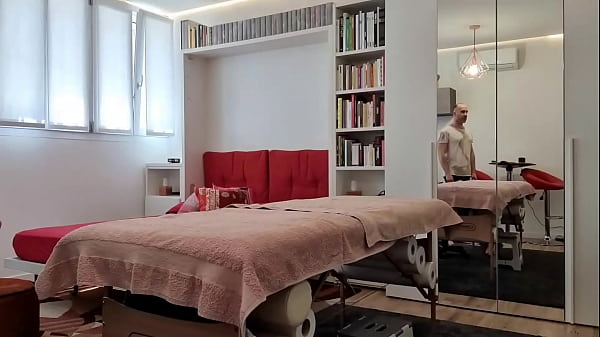 Horny business woman needs fucking on her shaved wet pussy