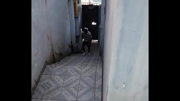 SUBIU O MORRO PRA FUDER COM O CRIA
