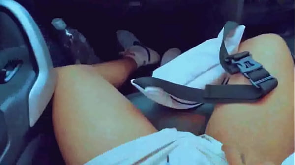 Cruising con mi uber Veneco Colombiano me lo follo con mi polla enorme