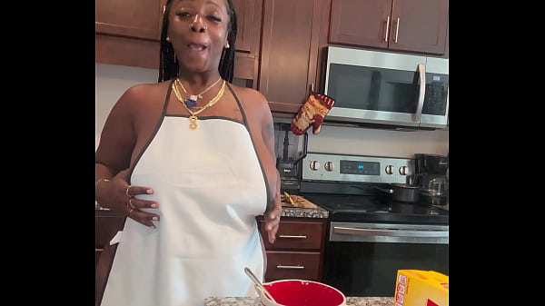 Making banana pudding