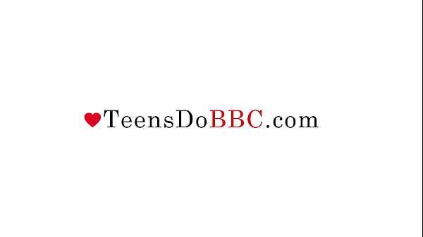 Teen’s Got Good Flexibility To Accommodate My Black Meat