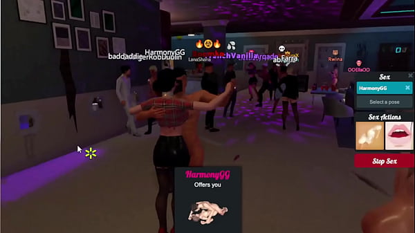 La fiesta no  para y termino  haciendo un trio