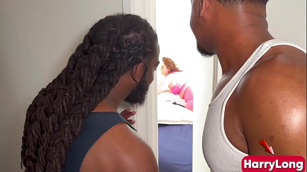 BIG BOOTY PAWG GETS RAILED BY 2BB’s