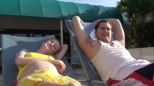 Pregnant and Horny: Amanda Bryant